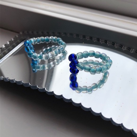 Flower ring - Picture 3 of 3